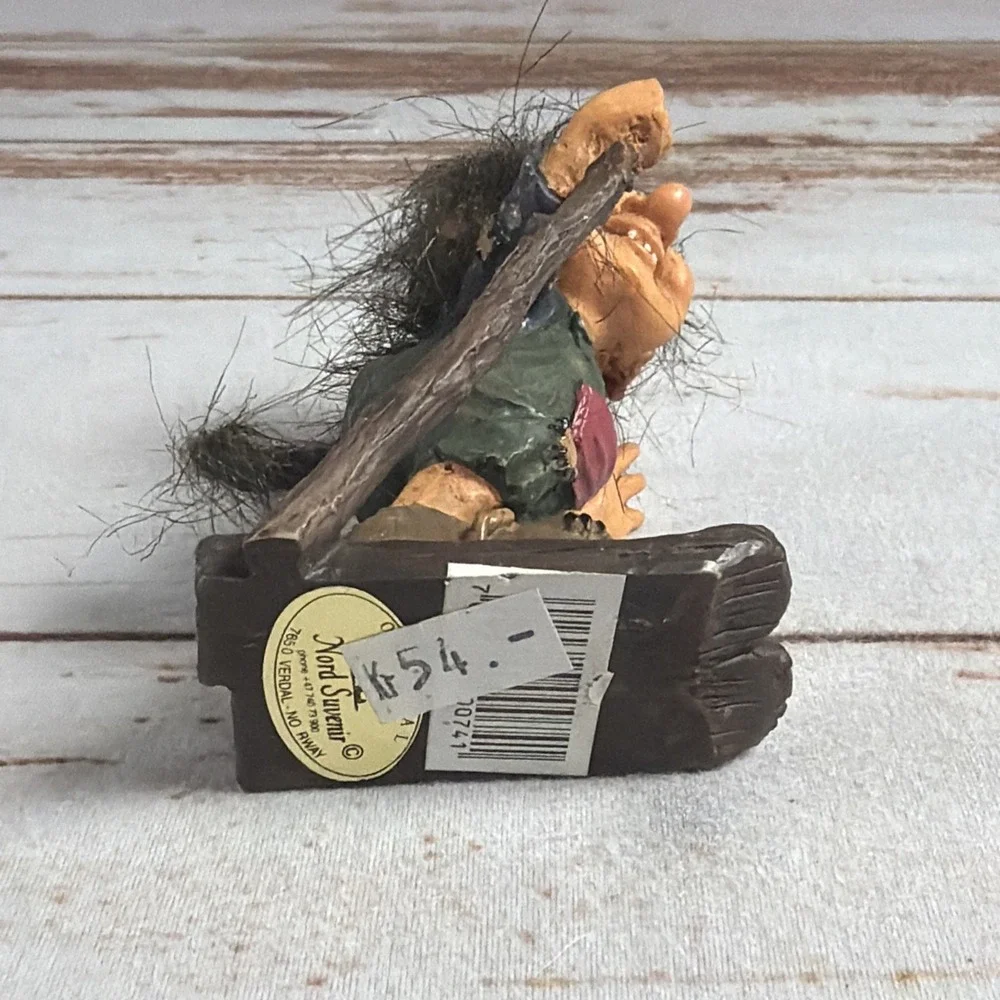 Nord Suvenir Norwegian Troll On Skis Vintage Resin Figurine Handmade Used